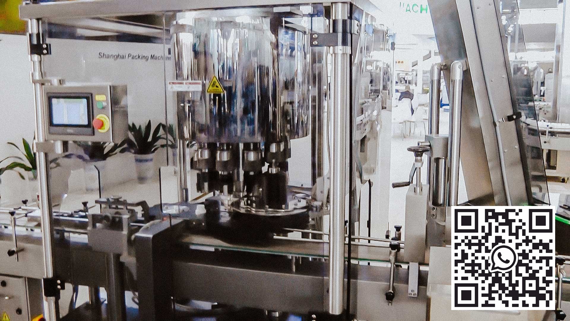 آلة السد الأوتوماتيكية للأغطية البلاستيكية بسرعة عالية للزجاجات البلاستيكية