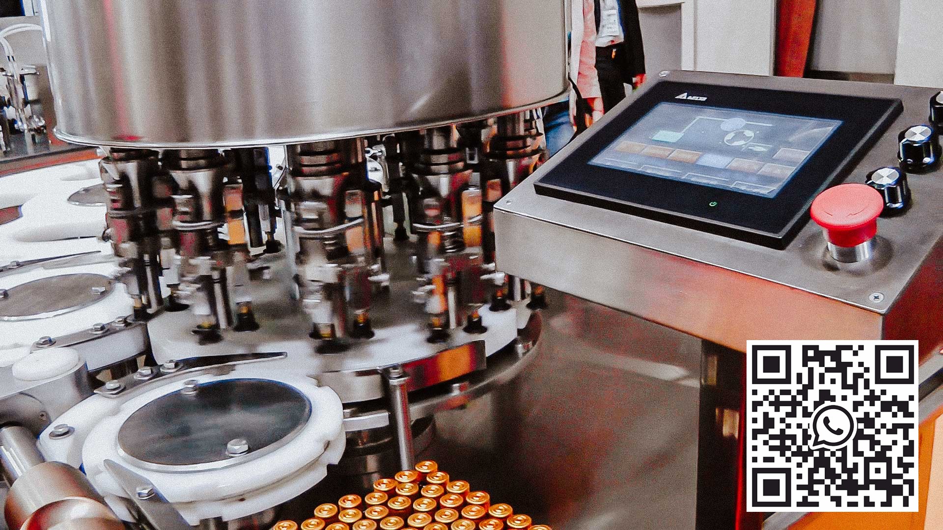 Vysokorychlostní automatické zařízení pro plnění tekutých produktů do penicilinových lahví s hliníkovými uzávěry
