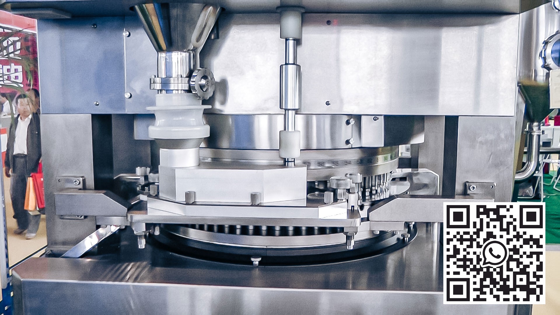 Automatische apparatuur voor het persen van tabletten in de farmaceutische productie VS.