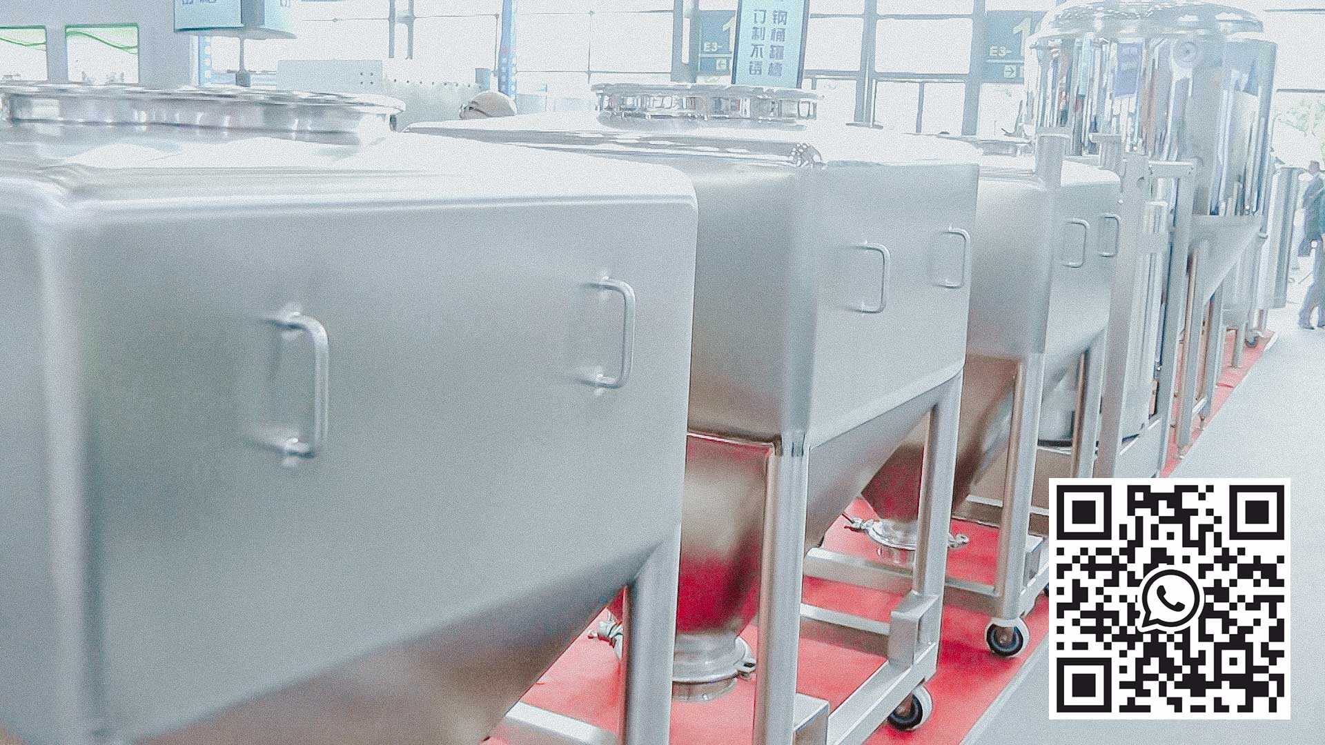 Réservoirs en acier inoxydable pour le stockage et la préparation de médicaments liquides