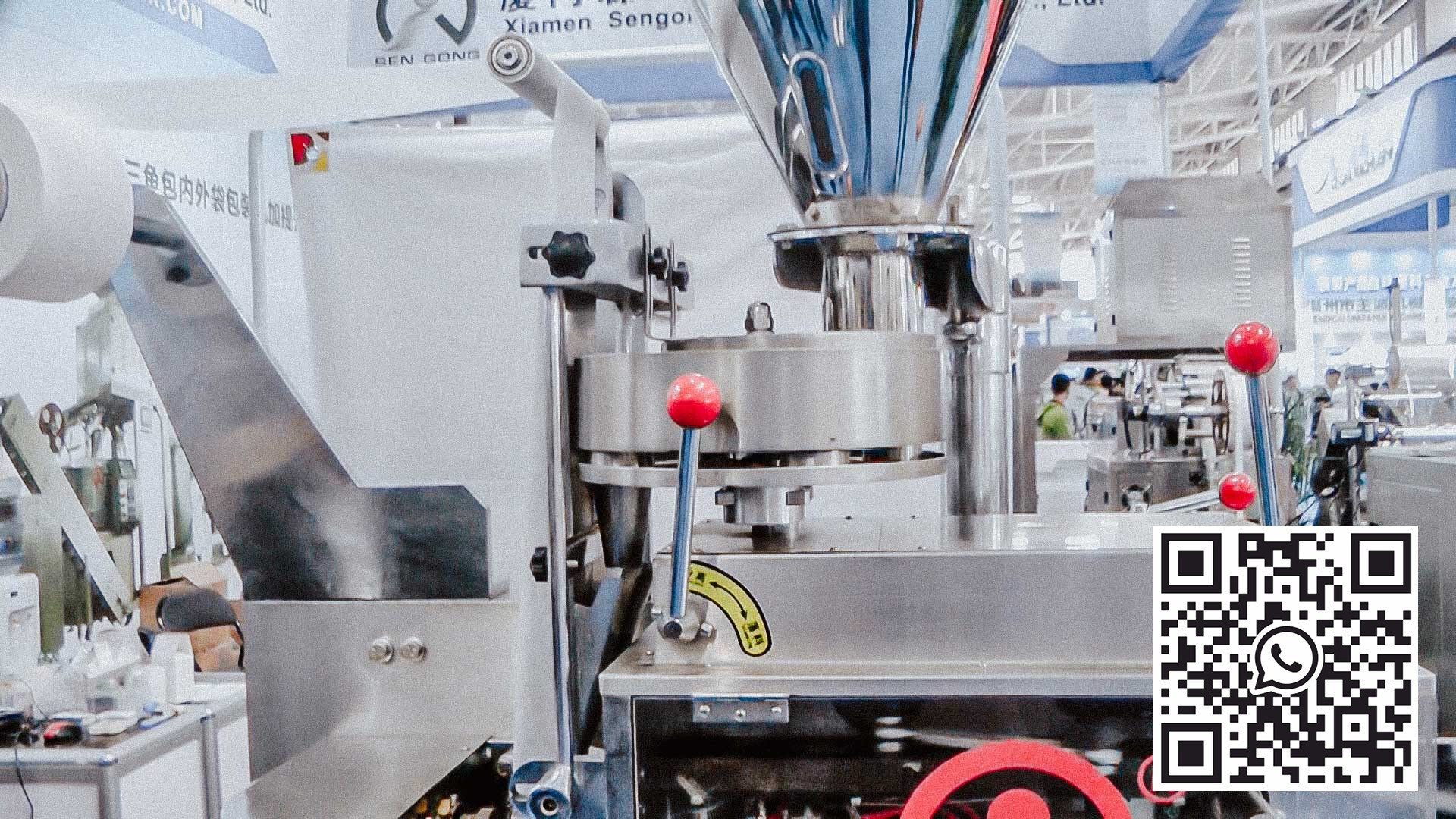 Linea confezionamento automatico tè in bustine e piramidi con filo ed etichetta di carta Canada