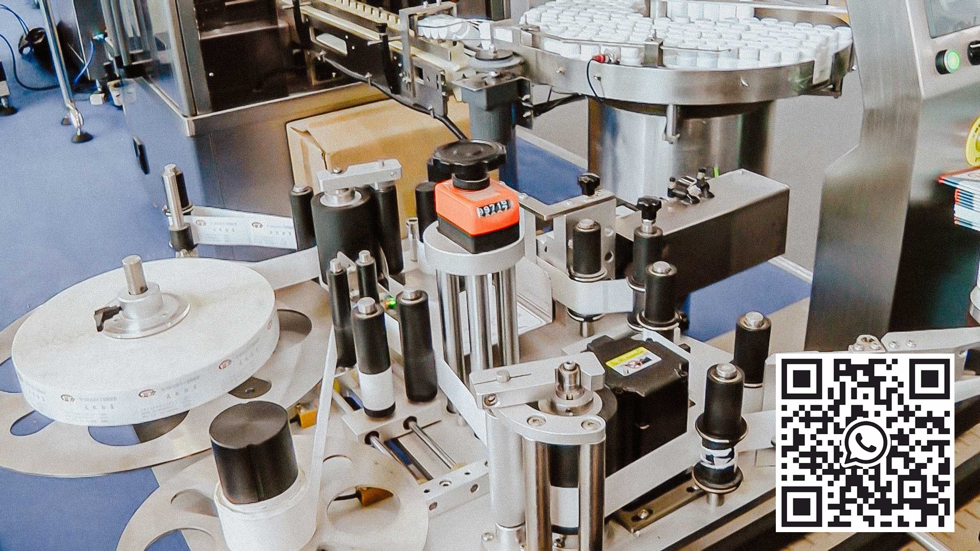 Didelio greičio automatinė pakavimo linija želatinos kapsulėms pakuoti į plastikinių butelių etikečių lipdukus