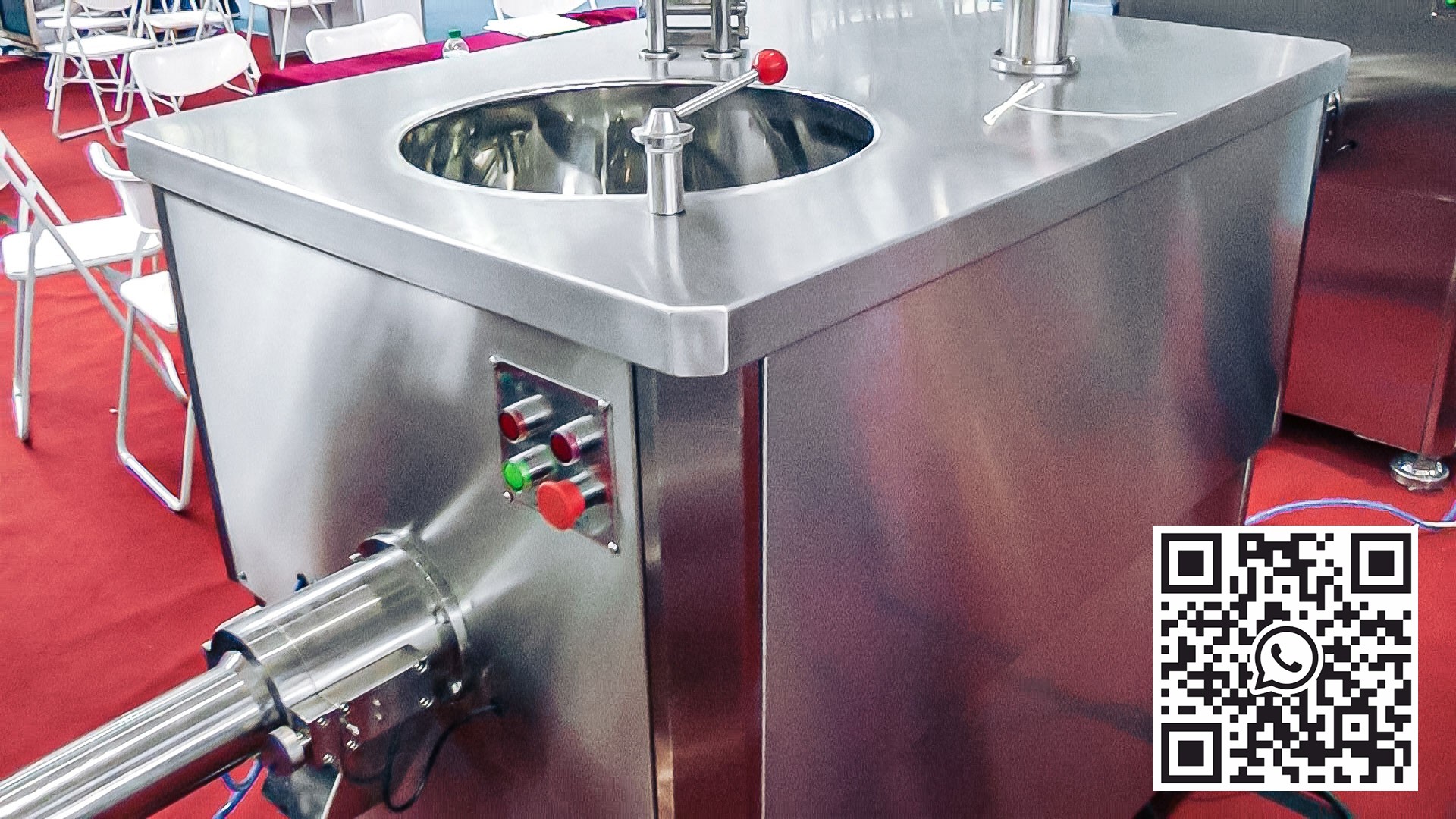 Automatinė miltelių granuliavimo įranga ir ekstruderis farmacijos gamyboje