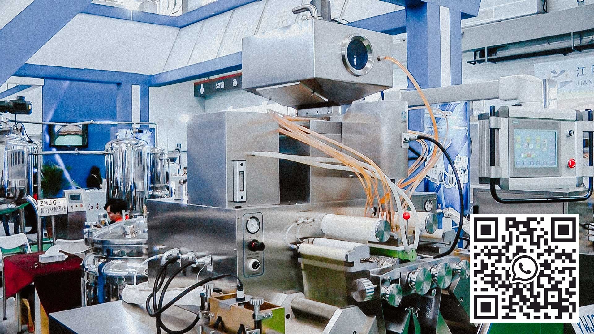 Automatisk utstyr for produksjon av ovale myke gelatinkapsler med olje