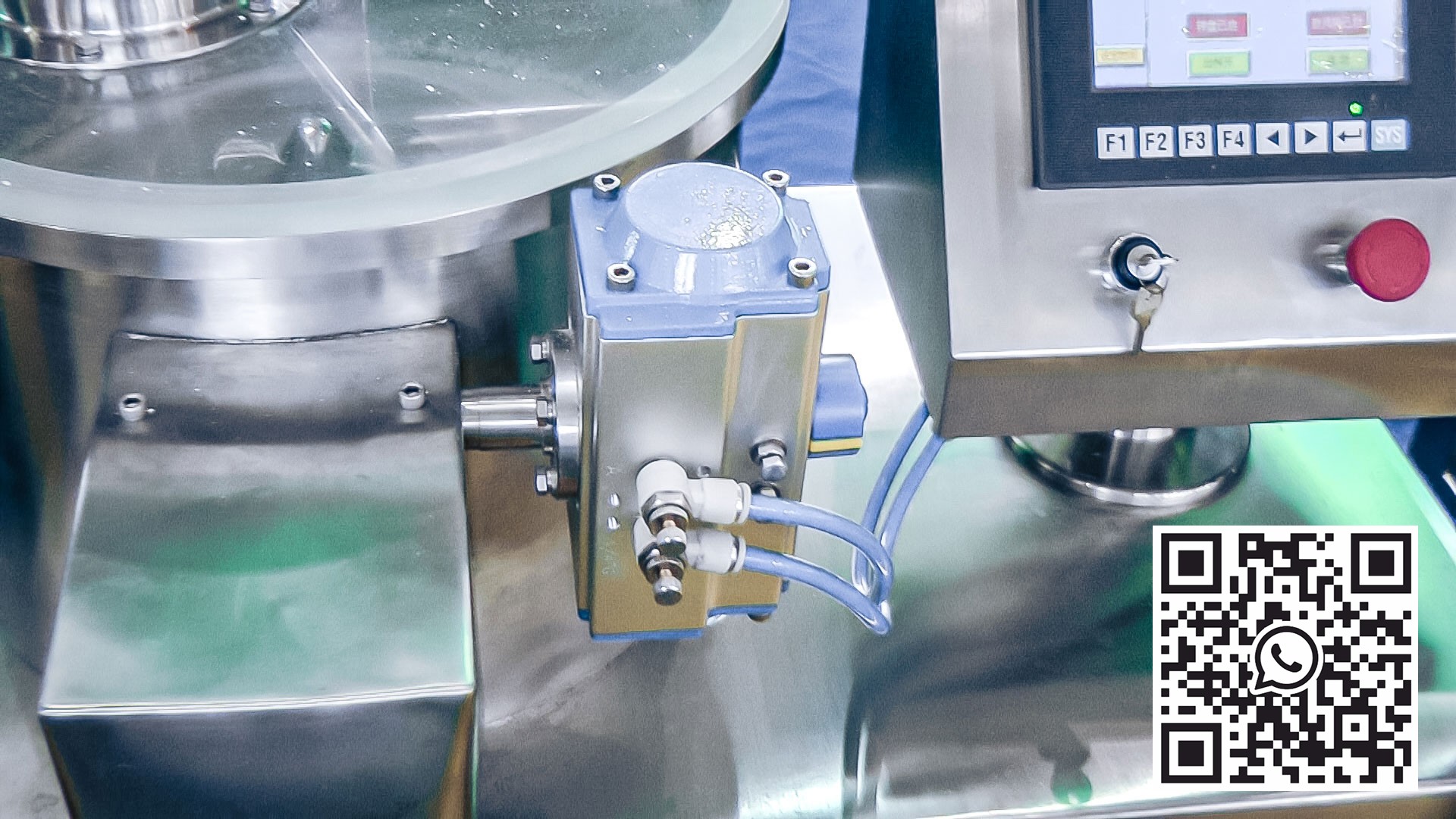 Automatisk utstyr for pulverpelletering i farmasøytisk produksjon