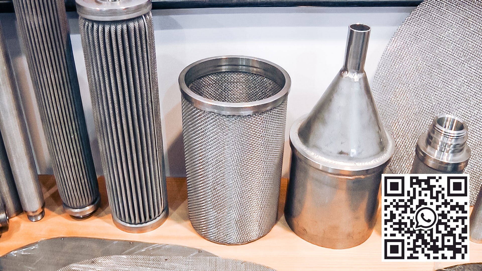 Automatisk utrustning för filter av rostfritt stål i läkemedelsproduktion