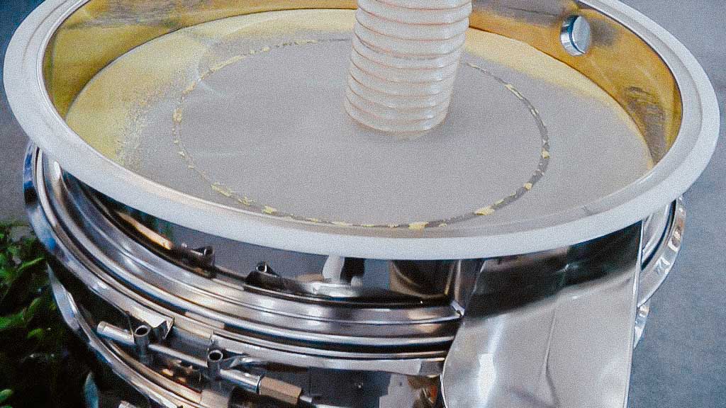 Vibration sieve for pharmaceutical products drug and food production