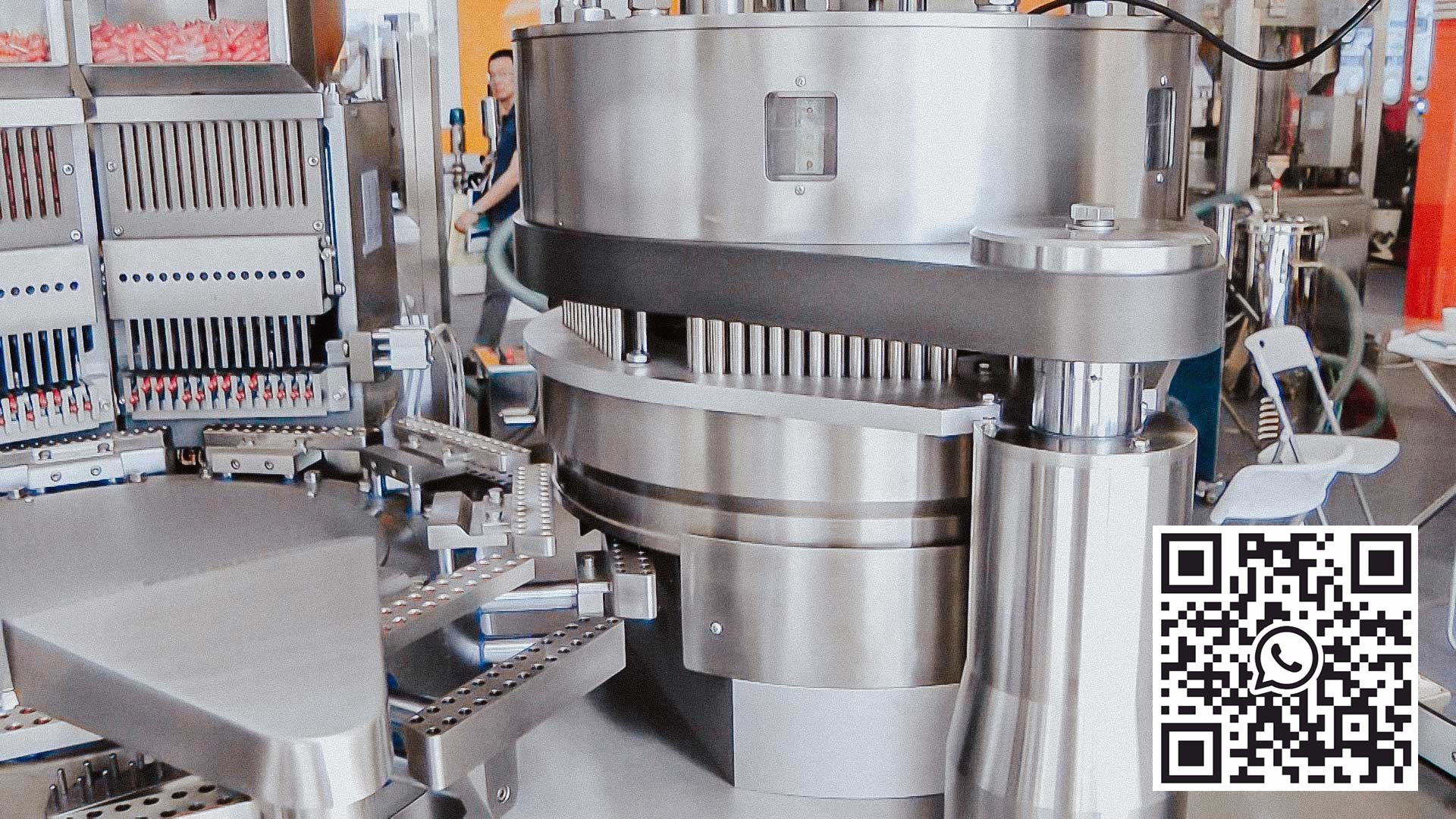 Automatic capsule filling machine to produce solid gelatin capsules
