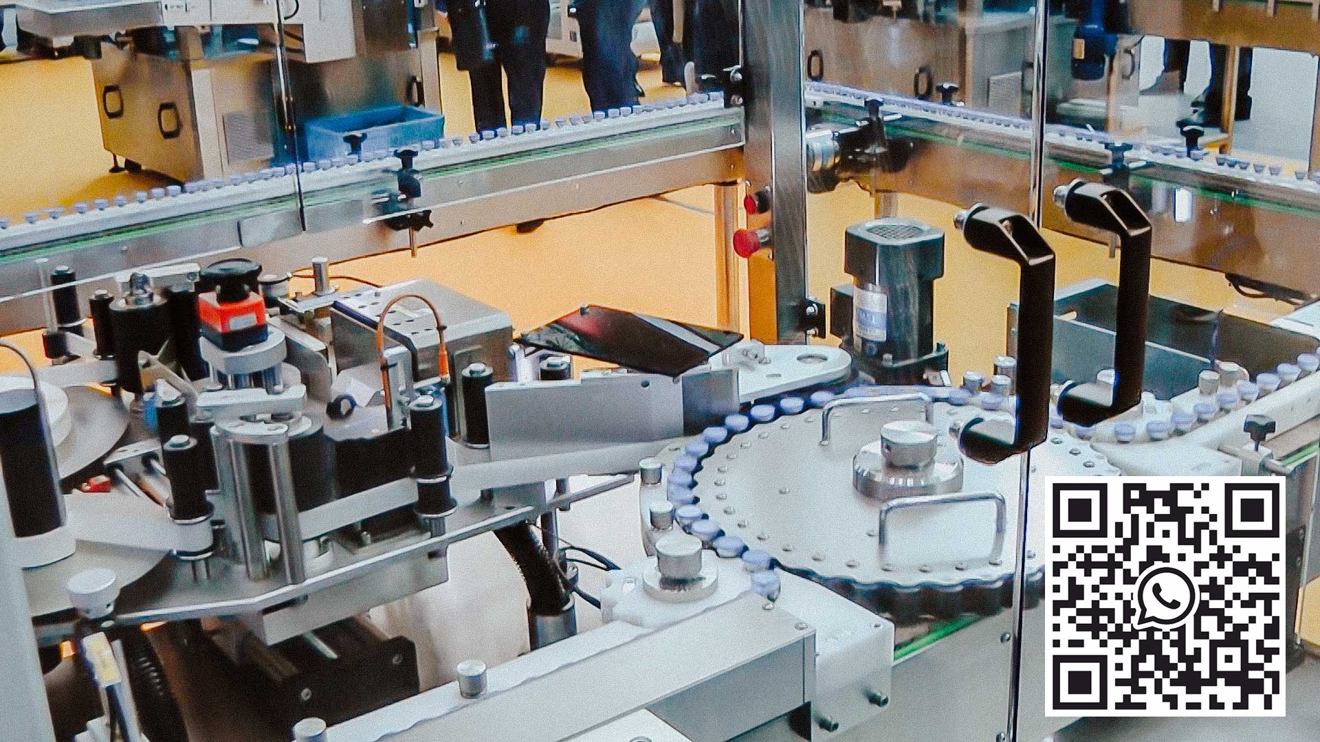 Automatic labeling equipment for sticking self-adhesive labels on penicillin bottles