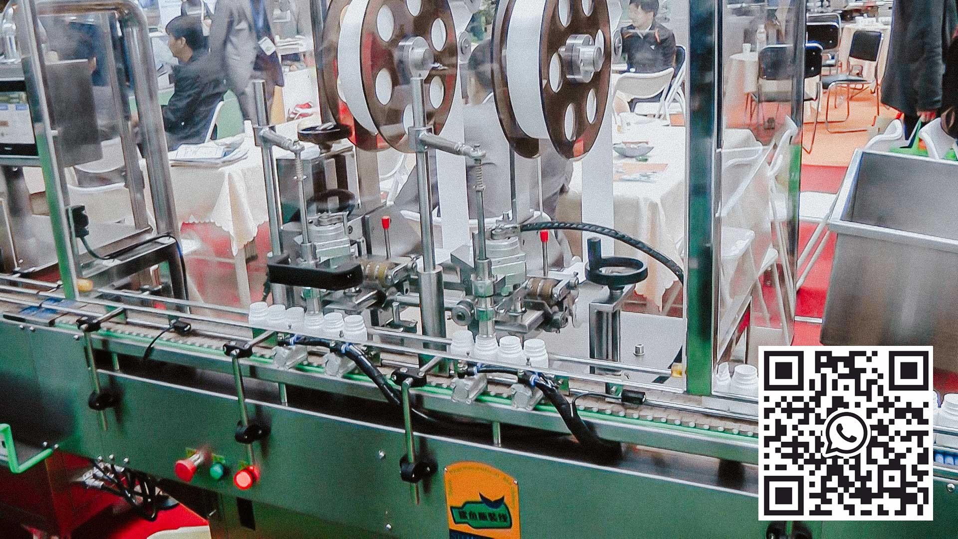 Automatic line for filling and packaging of tablets in plastic bottles with caps