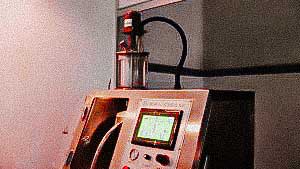 Automatic machine for the manufacture of soft gelatin capsules with the medicine