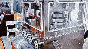 Automatic rotary tablet press for production of tablets