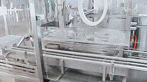 Automatic sterilization washing machine for bottling and capping glass bottles