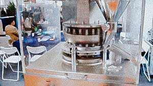 Automatic tablet making machine for pharmaceutical factory