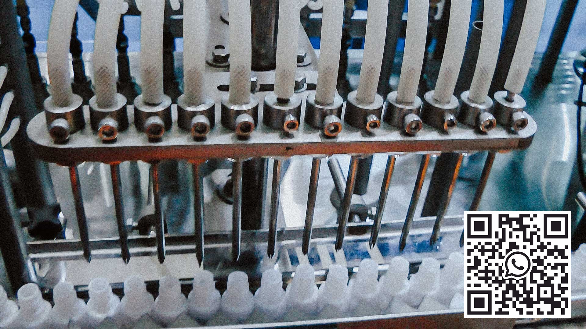 Equipment for automatic filling and capping of penicillin bottle