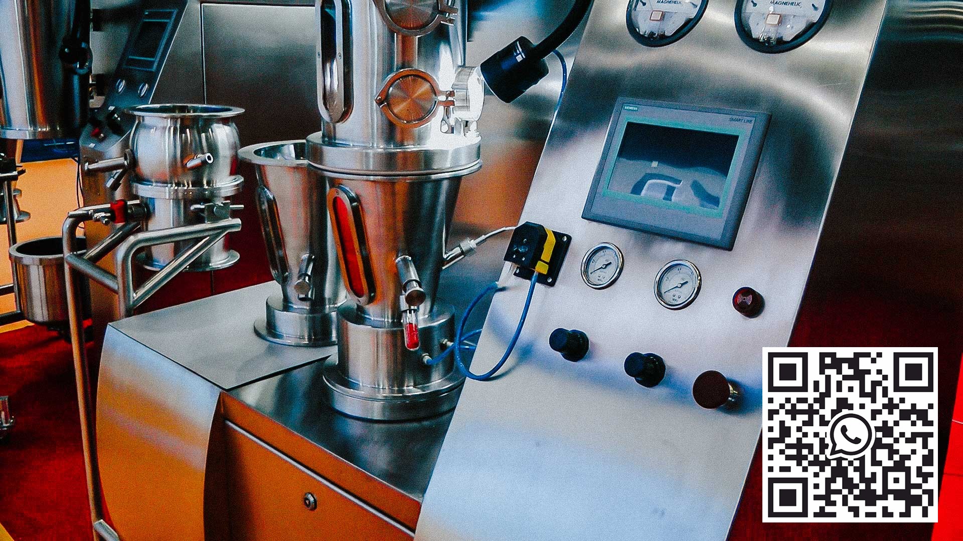 Equipment for production of pharmaceutical granules in fluidized bed granulation with powder drying