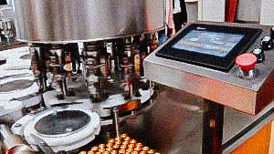 Hight speed automatic equipment for filling liquid products in penicillin bottles with aluminum caps