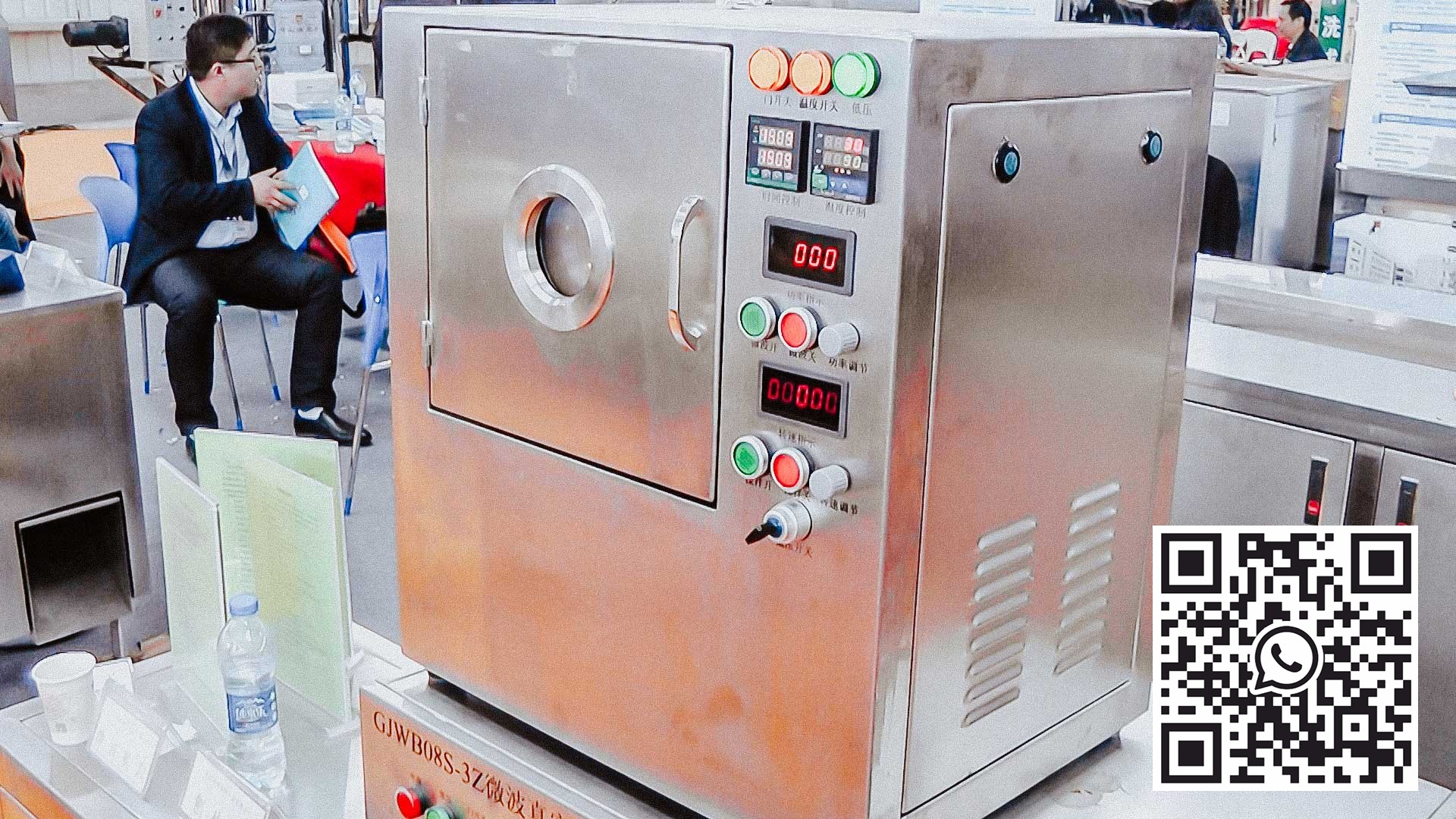 Microwave heating for mixing and obtaining herbal extracts