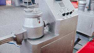 Powder granulator for preparation of granular medicines and food products