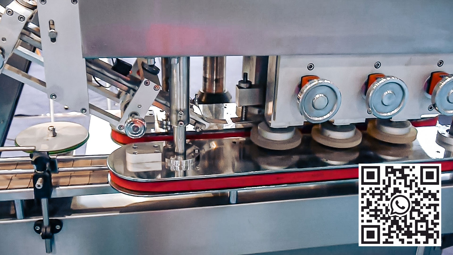 Automatic equipment for counting and filling of tablets into plastic bottles USA
