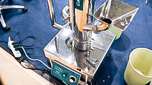 Automatic equipment for polishing gelatin capsules pharmaceutical production Nederland