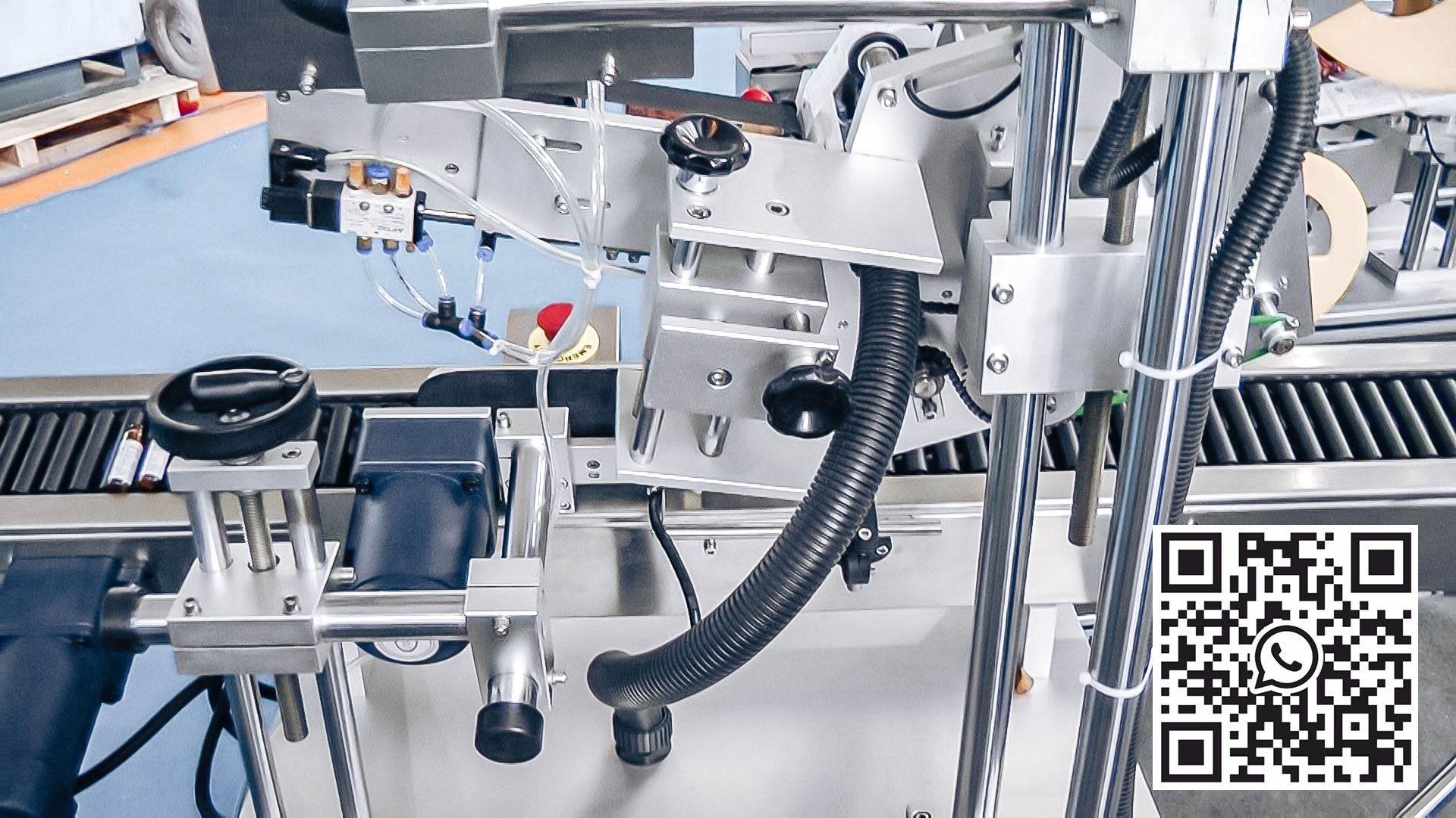 How It’s Made? Labeling ampoules using pharmaceutical equipment