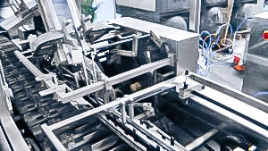 Automatic PVC blister packaging equipment in cardboard boxes in pharmaceutical production