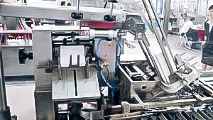 Automatic blister packaging equipment in cardboard boxes in pharmaceutical production Belgium