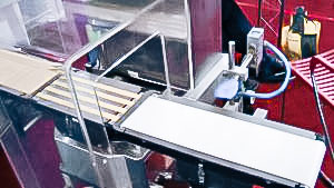 Automatic equipment control packaging weight and removal in pharmaceutical production
