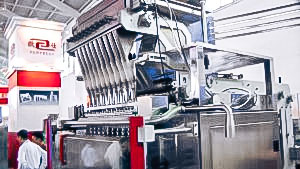 Automatic equipment packaging machine bag sashet and stick in pharmaceutical production
