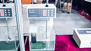 Automatic pellet speed testing equipment in pharmaceutical production